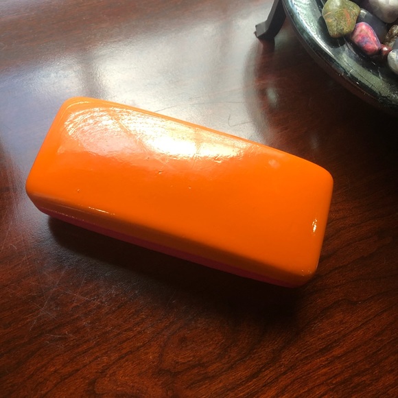 Kate Spade Sunglasses Case - Picture 4 of 4